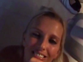 Elle adore les jacs faciales – Amateur franaise