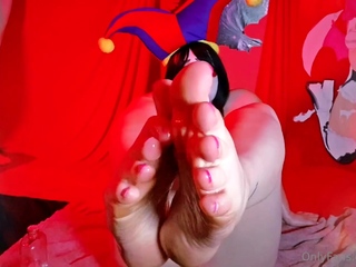 Omanko Vivi – Pomni Nude (Video)